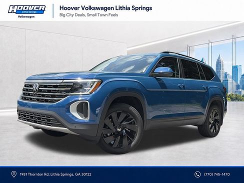 Certified 2026 Volkswagen Atlas SE w/ Panoramic Sunroof Package FWD image 1