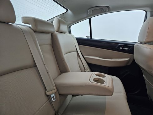 Used 2017 Subaru Legacy 2.5i Limited image 23