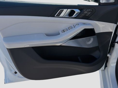 New 2026 BMW ALPINA XB7 AWD/4WD image 23