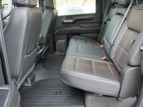 Used 2024 Chevrolet Silverado 2500 High Country w/ High Country Premium Package image 28