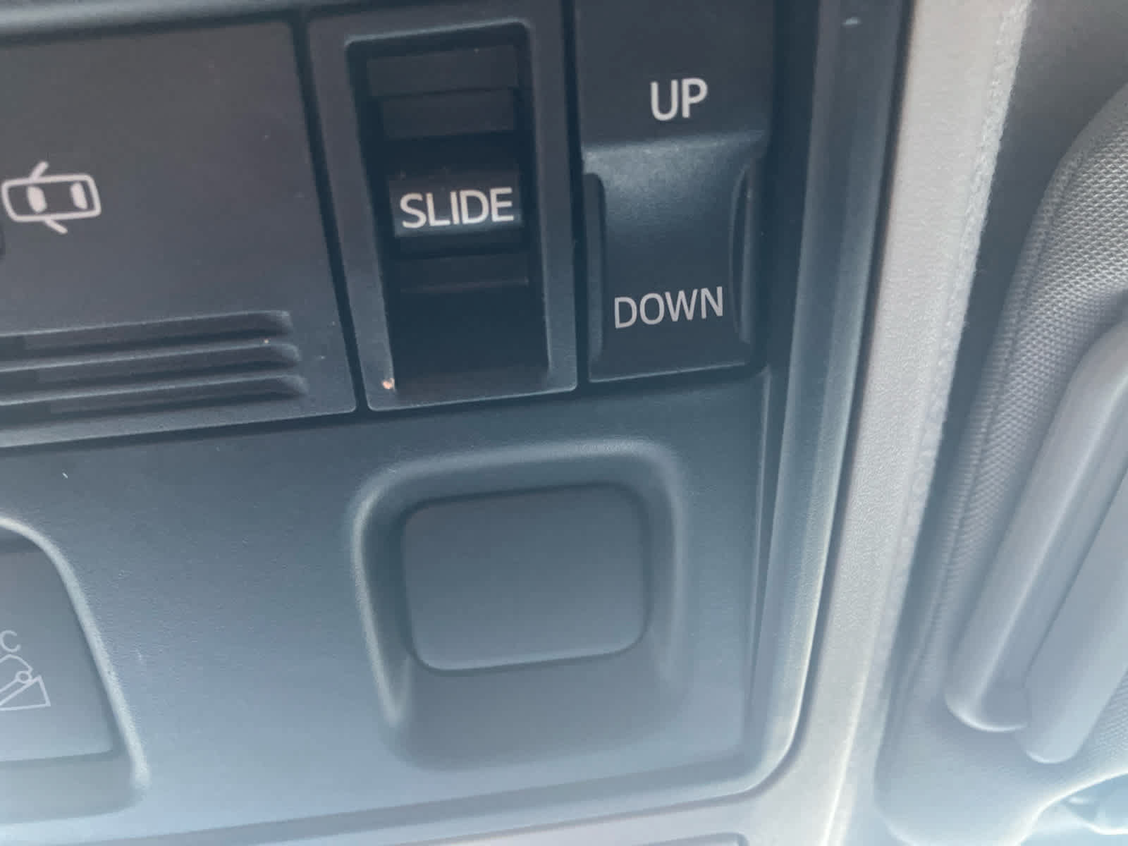 Used 2017 Toyota 4Runner SR5 Premium AWD/4WD image 20