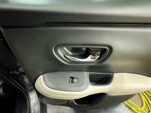 New 2026 Honda HR-V LX image 30