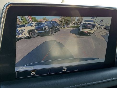 Used 2021 Chevrolet Suburban Z71 image 14