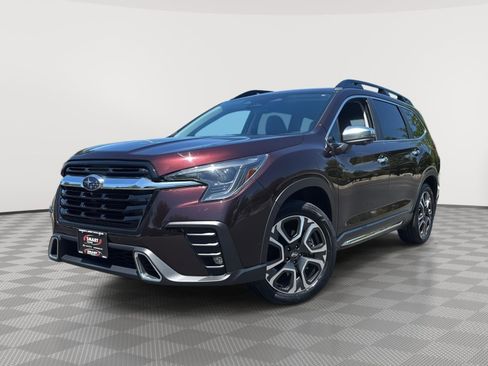 Used 2023 Subaru Ascent Touring AWD/4WD image 1