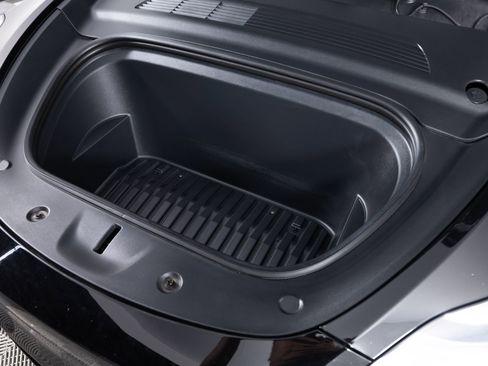 Used 2021 Tesla Model Y Long Range image 43