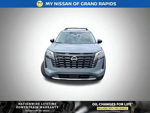 New 2026 Nissan Pathfinder Platinum AWD/4WD image 8