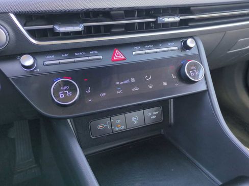 Used 2024 Hyundai Sonata SEL image 17