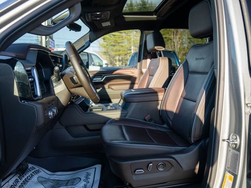 Used 2024 GMC Sierra 2500 Denali w/ Denali Reserve Package image 21