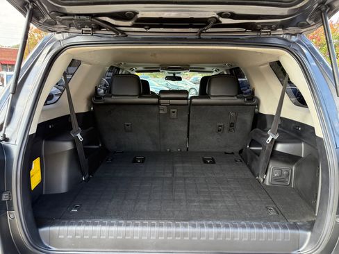 Used 2016 Toyota 4Runner SR5 image 24