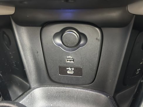 Used 2022 MINI Cooper S image 30