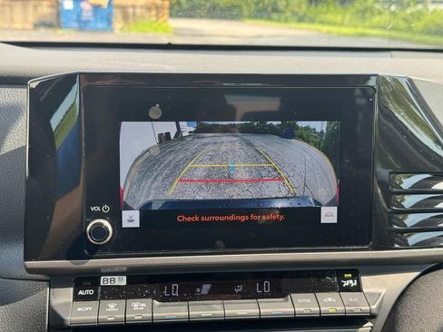 Used 2026 Toyota Camry LE FWD image 30
