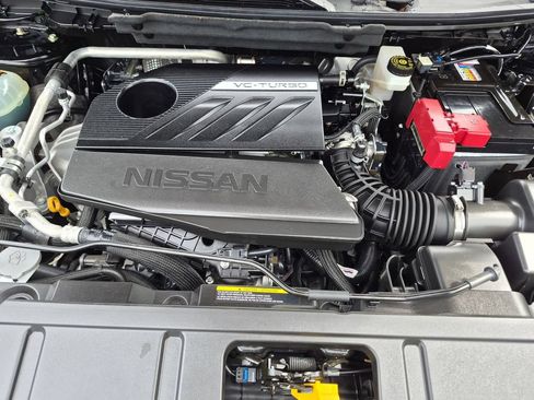 Used 2023 Nissan Rogue SV w/ SV Premium B Package FWD image 33