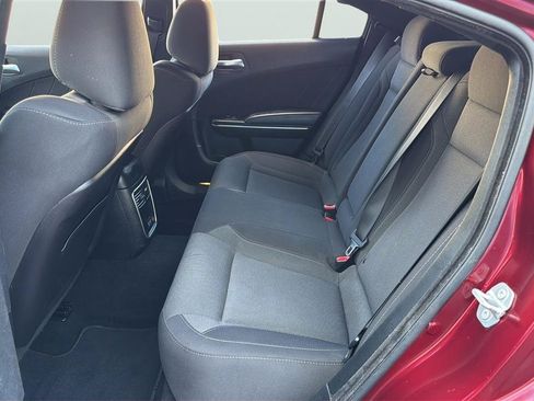 Used 2019 Dodge Charger SXT RWD image 19
