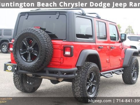 Used 2022 Jeep Wrangler Unlimited Sport image 5