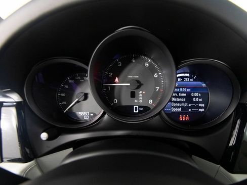 Certified 2026 Porsche Macan AWD/4WD image 21