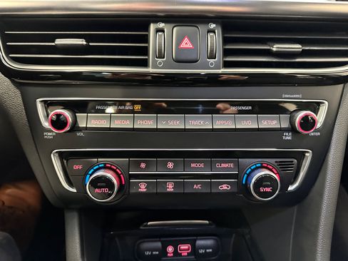 Used 2018 Kia Optima EX w/ Premium Package image 41