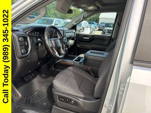 Used 2021 Chevrolet Silverado 1500 RST w/ Convenience Package II AWD/4WD image 2