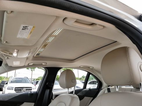 Used 2019 Mercedes-Benz C 300 Sedan image 28