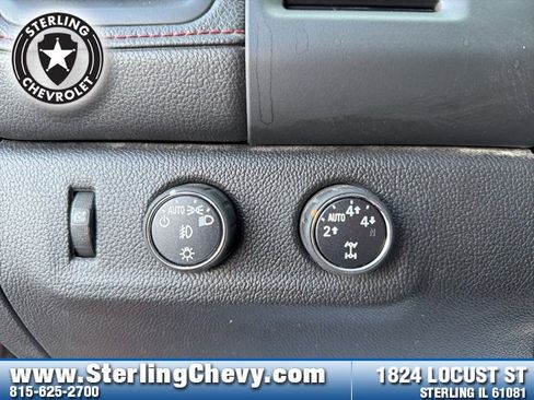 Used 2016 GMC Canyon SLE w/ All Terrain Adventure Package image 16