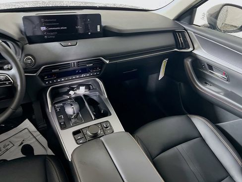 New 2026 MAZDA CX-90 Plug-In Hybrid w/ Preferred AWD/4WD image 18