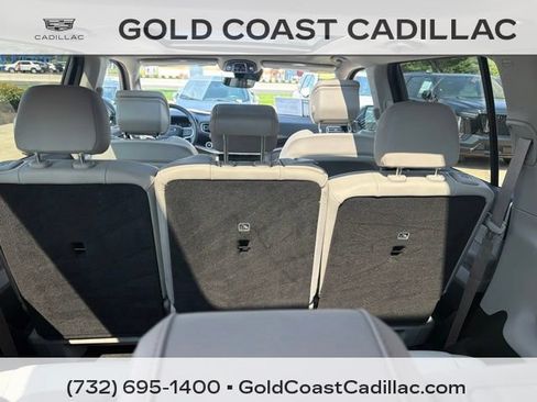 Used 2024 Jeep Wagoneer 4WD w/ Premium Group I image 13