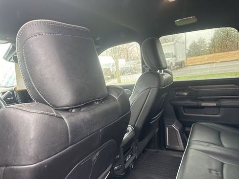 Used 2019 RAM 3500 Limited image 9