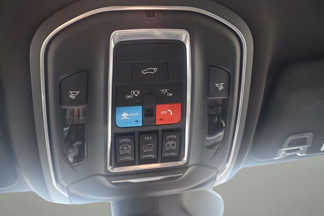 New 2026 Jeep Grand Cherokee L Limited AWD/4WD image 20