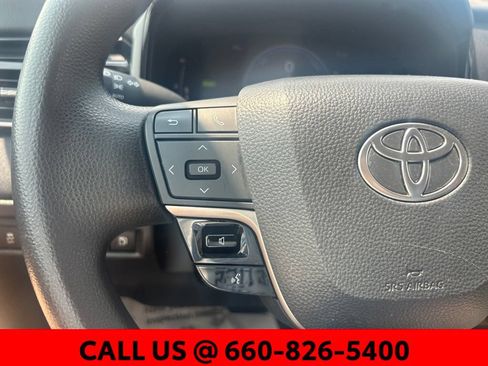 Used 2025 Toyota Camry LE FWD image 15
