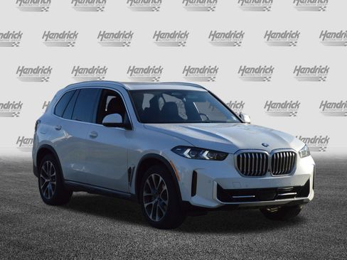 Certified 2025 BMW X5 sDrive40i w/ Premium Package image 5