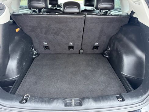 Used 2018 Jeep Compass Limited w/ Navigation Group image 22