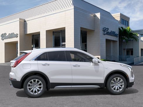 Certified 2023 Cadillac XT4 Premium Luxury w/ Enhanced Visibility Package AWD/4WD image 5