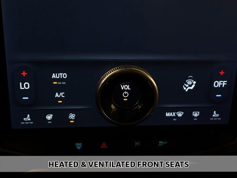 Used 2023 Ford F150 Lightning Lariat AWD/4WD image 8