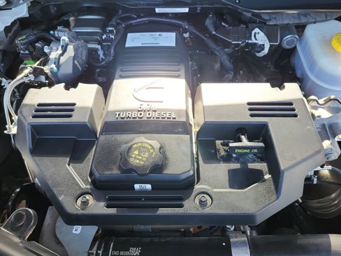 Used 2022 RAM 3500 Limited image 33