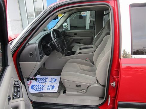 Used 2005 Chevrolet Avalanche Z66 w/ Sun And Sound Package image 17