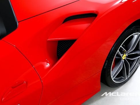 Used 2019 Ferrari 488 Spider RWD image 33