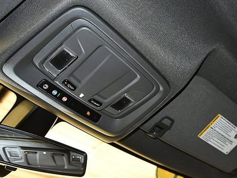 Used 2021 GMC Sierra 1500 Elevation image 26