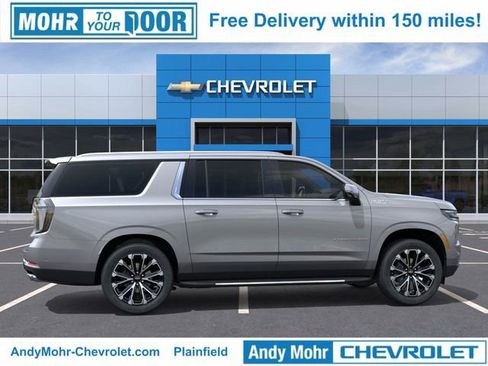 New 2026 Chevrolet Suburban High Country image 6