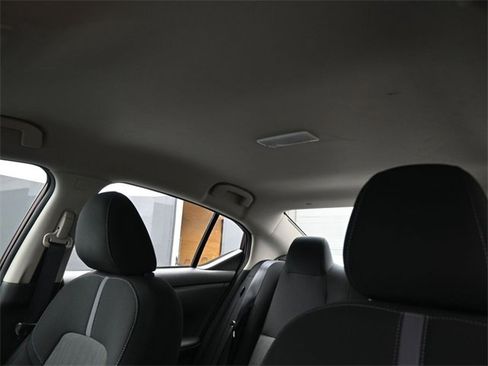 Used 2024 Nissan Sentra SV image 28