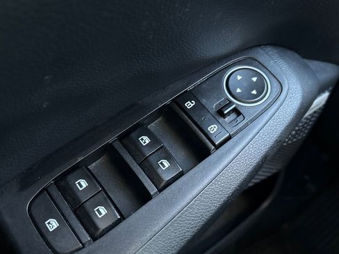 Used 2021 Kia Seltos SX image 33