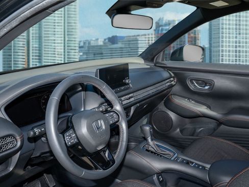 Certified 2023 Honda HR-V Sport image 14