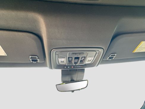 Used 2024 Chevrolet Silverado 2500 High Country w/ High Country Premium Package AWD/4WD image 37