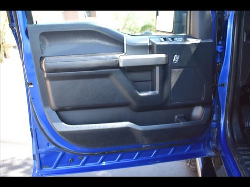 Used 2017 Ford F150 XLT w/ Equipment Group 302A Luxury AWD/4WD image 18