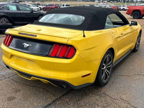 Used 2016 Ford Mustang Premium image 4