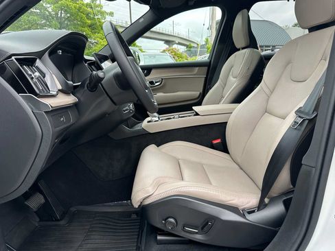Used 2026 Volvo XC90 B6 Ultra w/ Protection Package AWD/4WD image 20