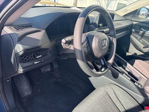 Used 2024 Honda Accord EX image 10