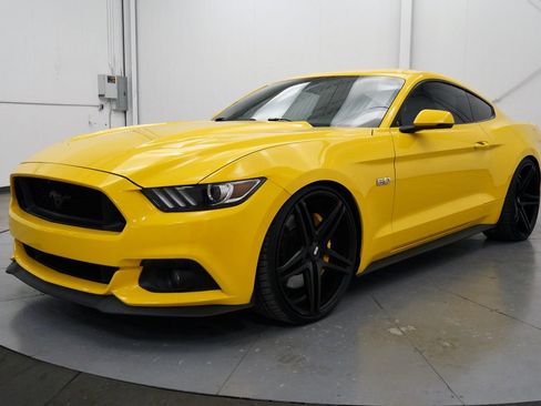 Used 2015 Ford Mustang GT Premium w/ GT Performance Package RWD image 3