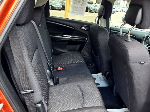 Used 2013 Dodge Journey SXT image 13