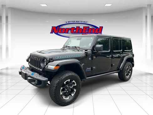Used 2024 Jeep Wrangler Unlimited Rubicon 4xe AWD/4WD image 7