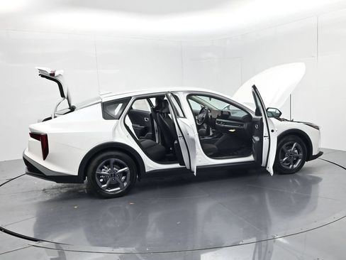 New 2026 Kia K4 FWD image 55