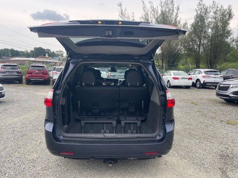 Used 2020 Toyota Sienna LE FWD image 27